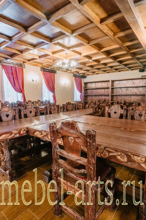 Стол для банкетного зала дома отдыха 