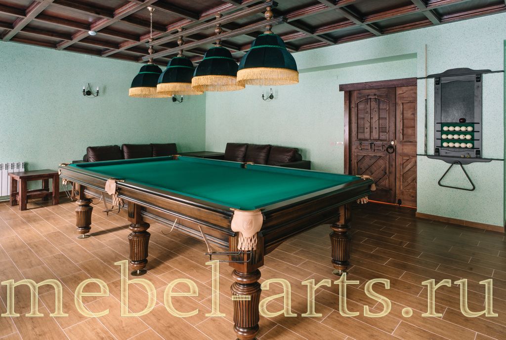 Обстановка бильярдной в доме отдыха 